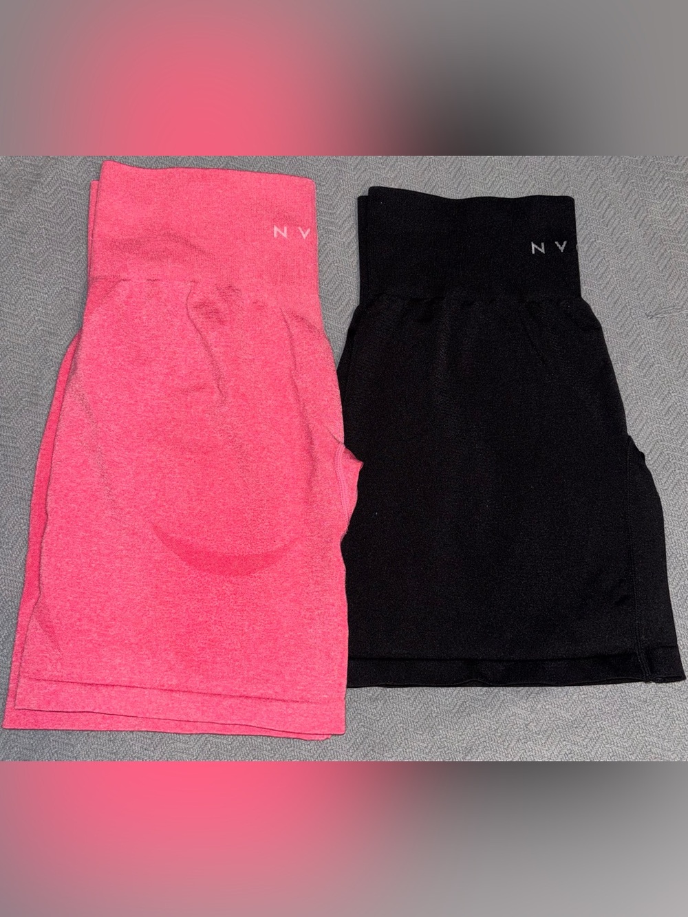 NVGTN Women’s Bike Shorts Set in Black and Pink - Picture 2 of 2